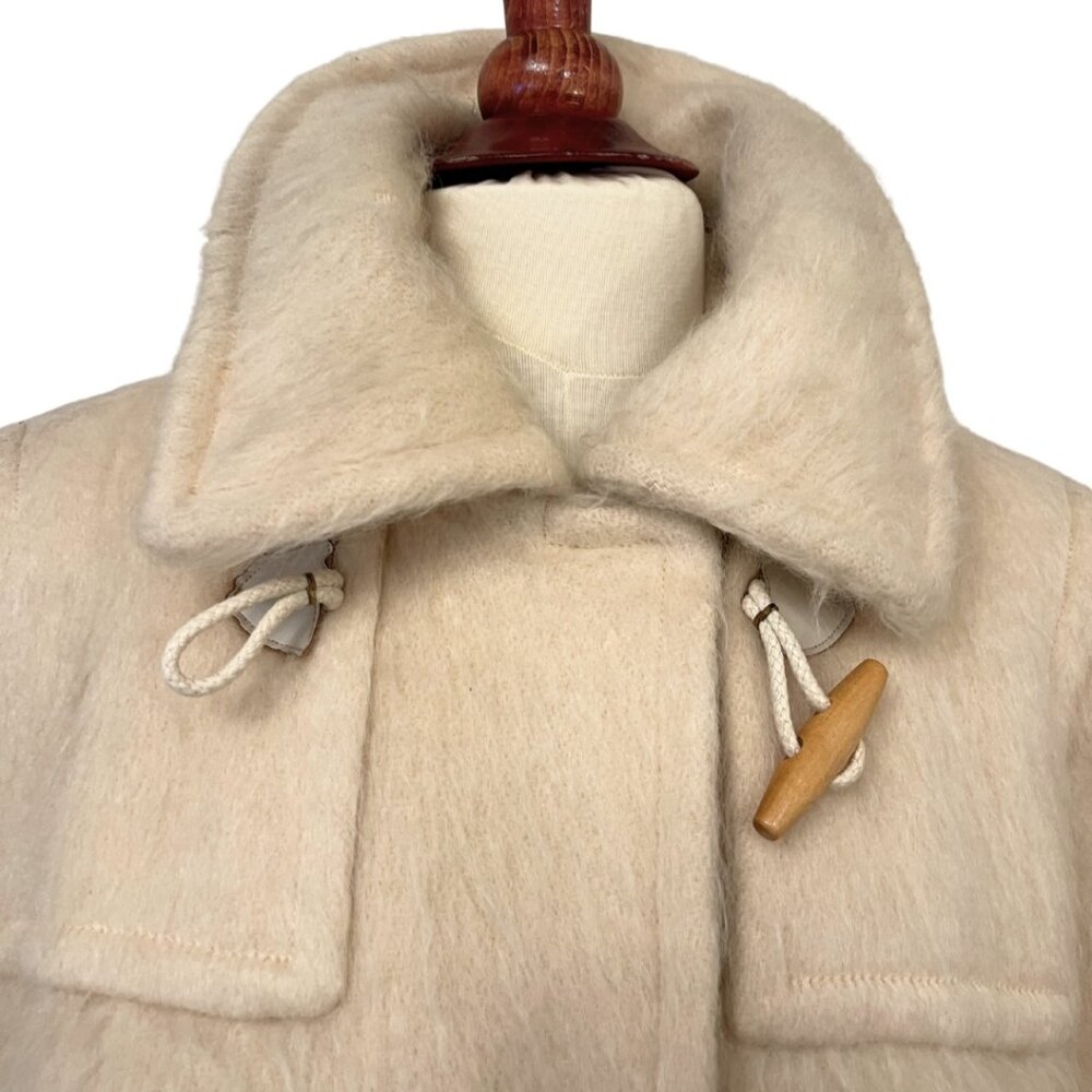 VTG I.Magnin Cream Color Preppy Mohair Coat USA Union Made 1960s Wood Toggles - Picture 6 of 16